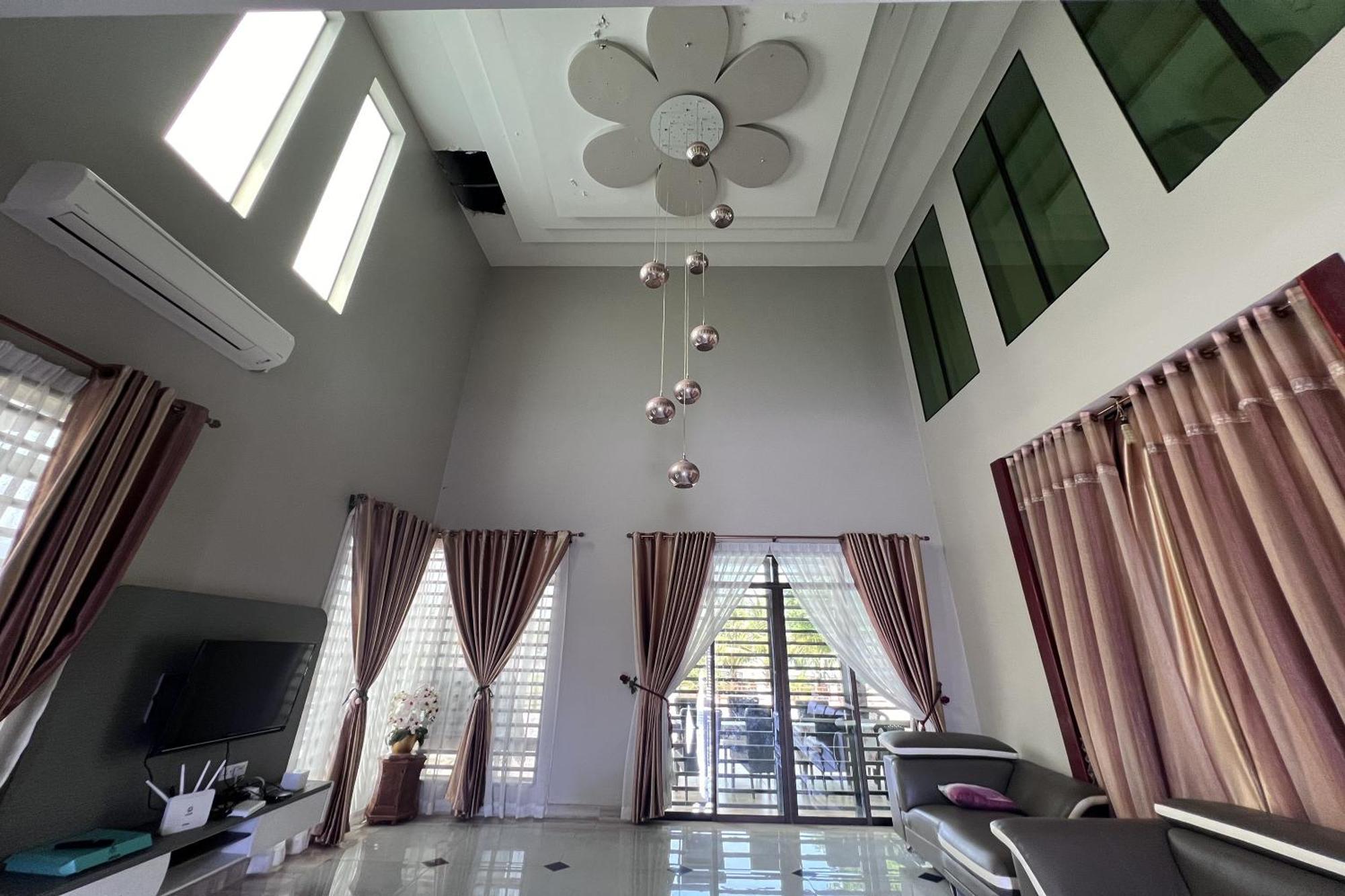 OYO 89873 Nurbayu Chalet Kuantan Bagian luar foto