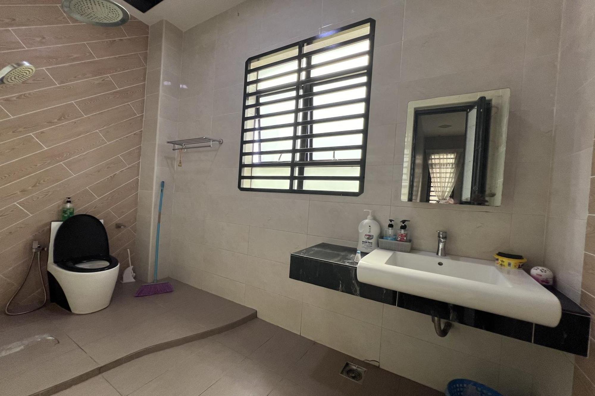 OYO 89873 Nurbayu Chalet Kuantan Bagian luar foto