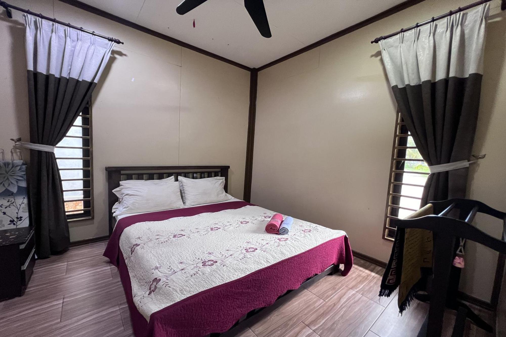 OYO 89873 Nurbayu Chalet Kuantan Bagian luar foto