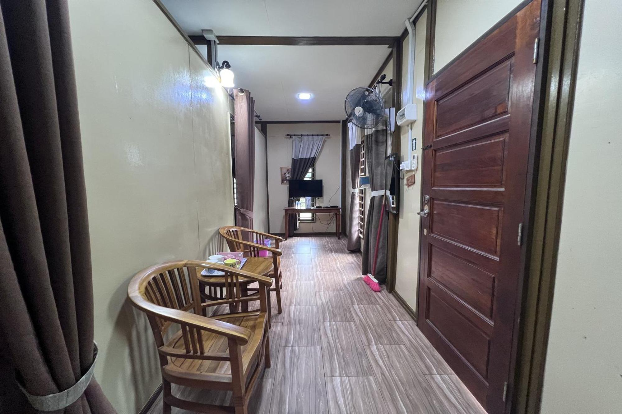 OYO 89873 Nurbayu Chalet Kuantan Bagian luar foto