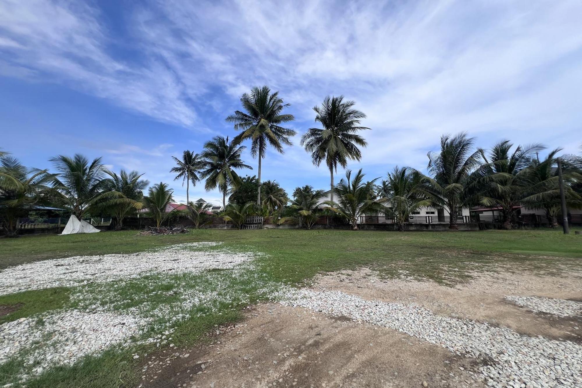 OYO 89873 Nurbayu Chalet Kuantan Bagian luar foto